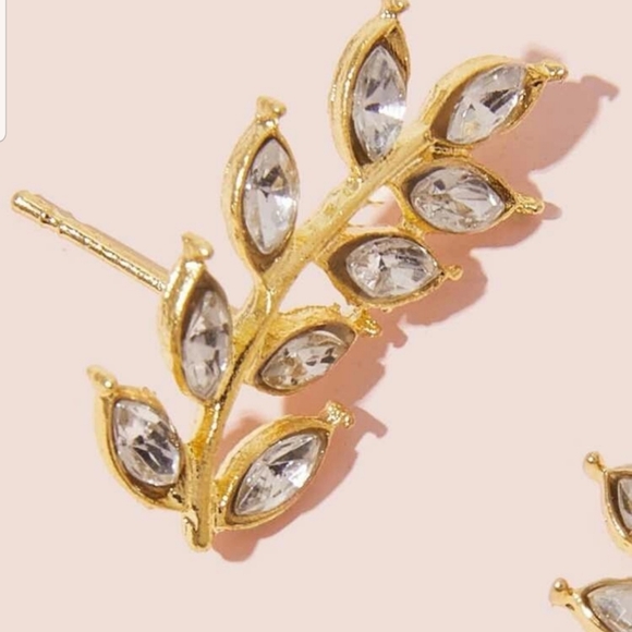 *Bev* Leaf Rhinestone earrings - Picture 2 of 4